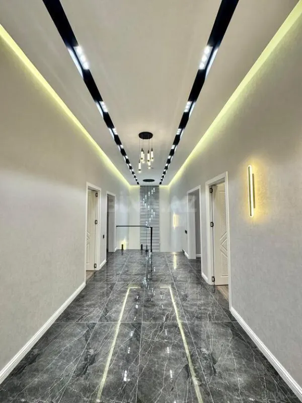 Satılır 6 otaqlı həyət evi 300 m²
