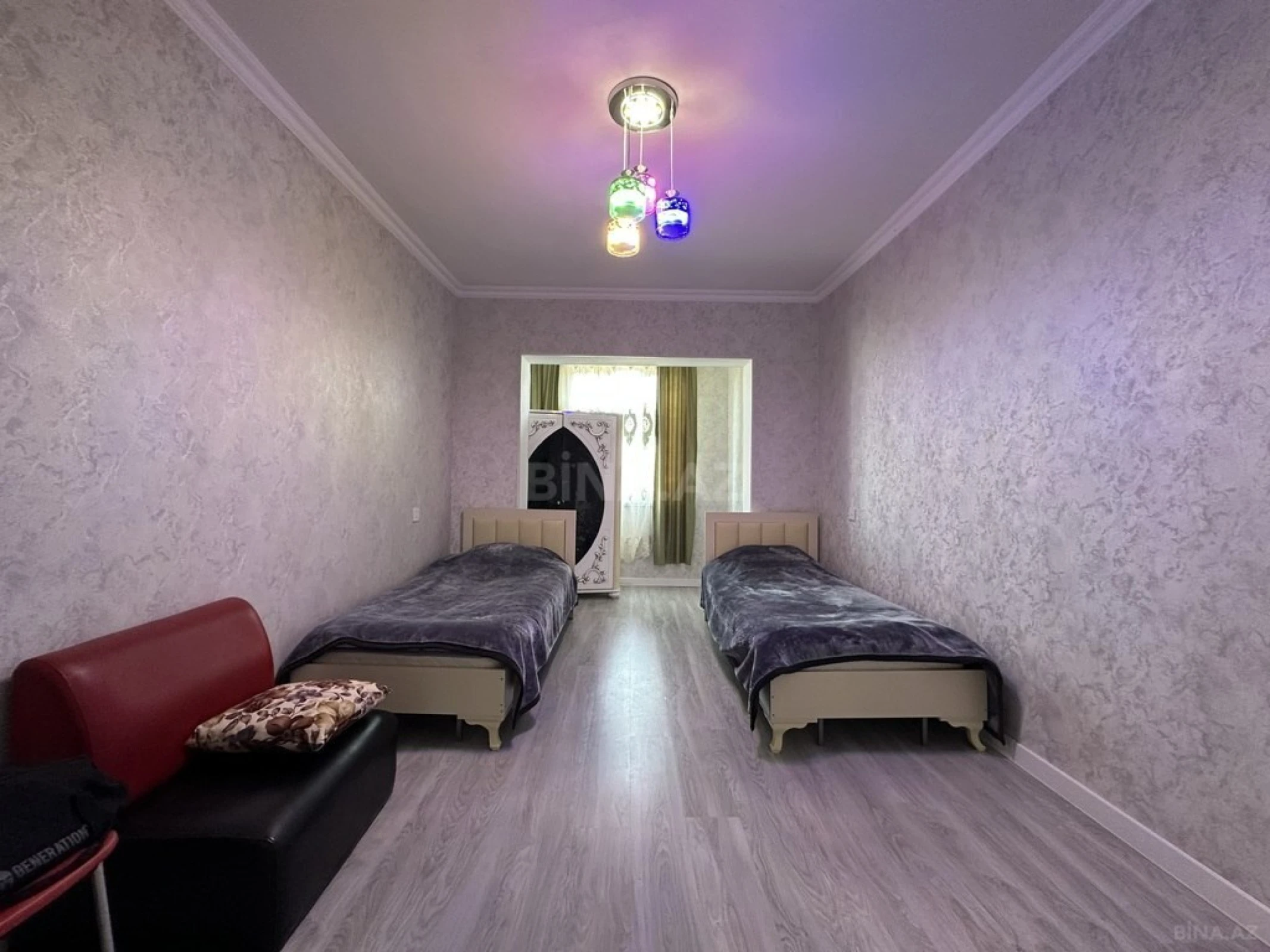 Satılır 4 otaqlı mənzil 100 m²