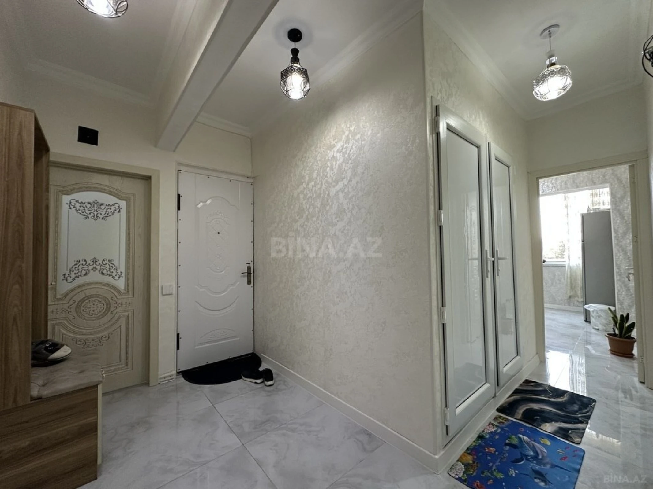 Satılır 4 otaqlı mənzil 100 m²