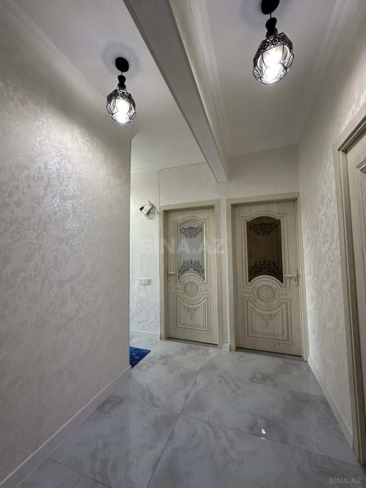 Satılır 4 otaqlı mənzil 100 m²
