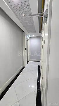 Satılır 4 otaqlı mənzil 145 m²