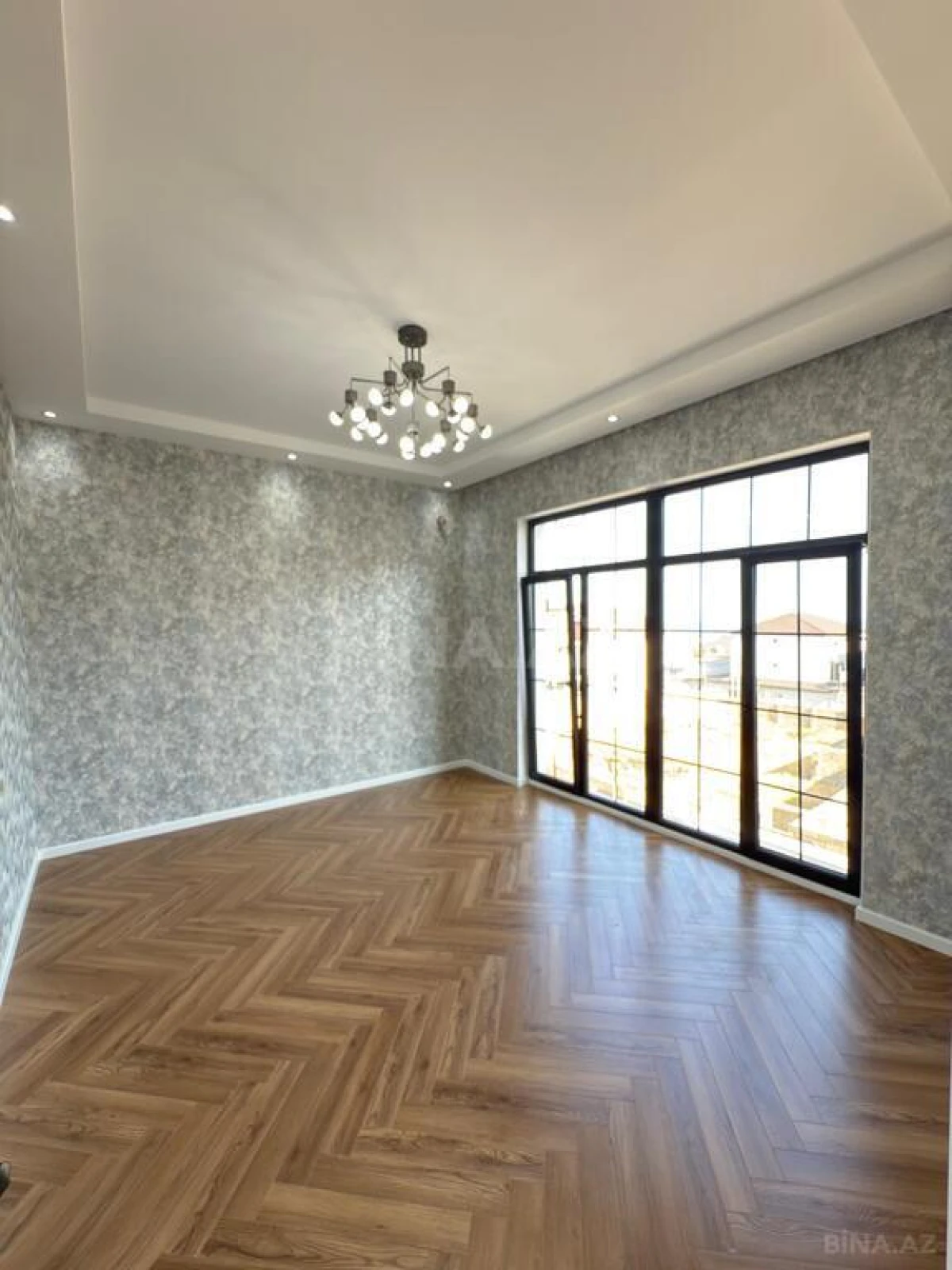 Satılır 4 otaqlı həyət evi 310 m²