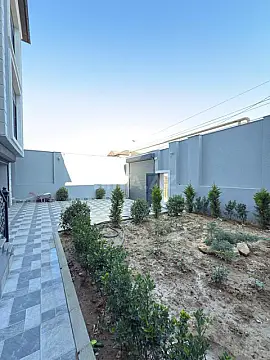 Satılır 4 otaqlı həyət evi 310 m²