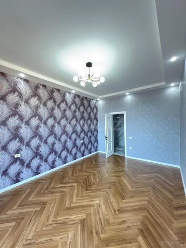 Satılır 4 otaqlı həyət evi 310 m²