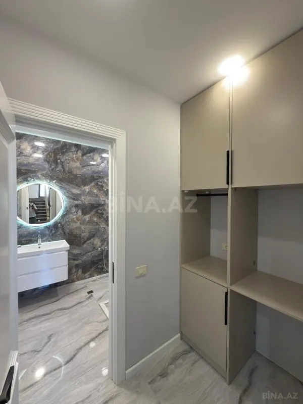 Satılır 4 otaqlı həyət evi 310 m²