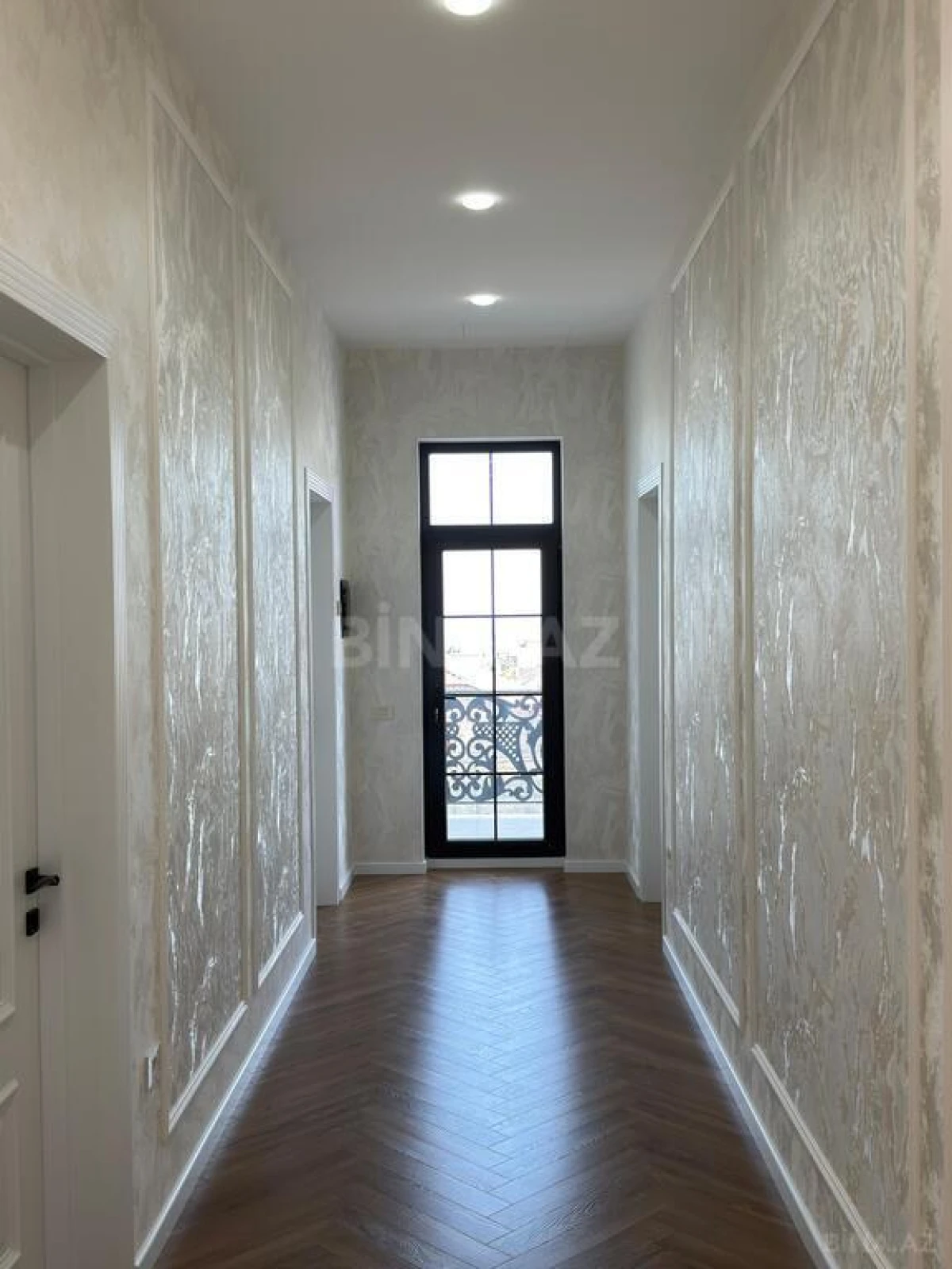 Satılır 4 otaqlı həyət evi 310 m²