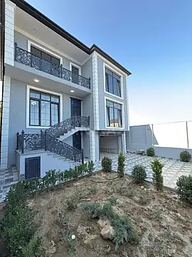 Satılır 4 otaqlı həyət evi 310 m² — Bakı, Badamdar 4 otaq 310.00 m²