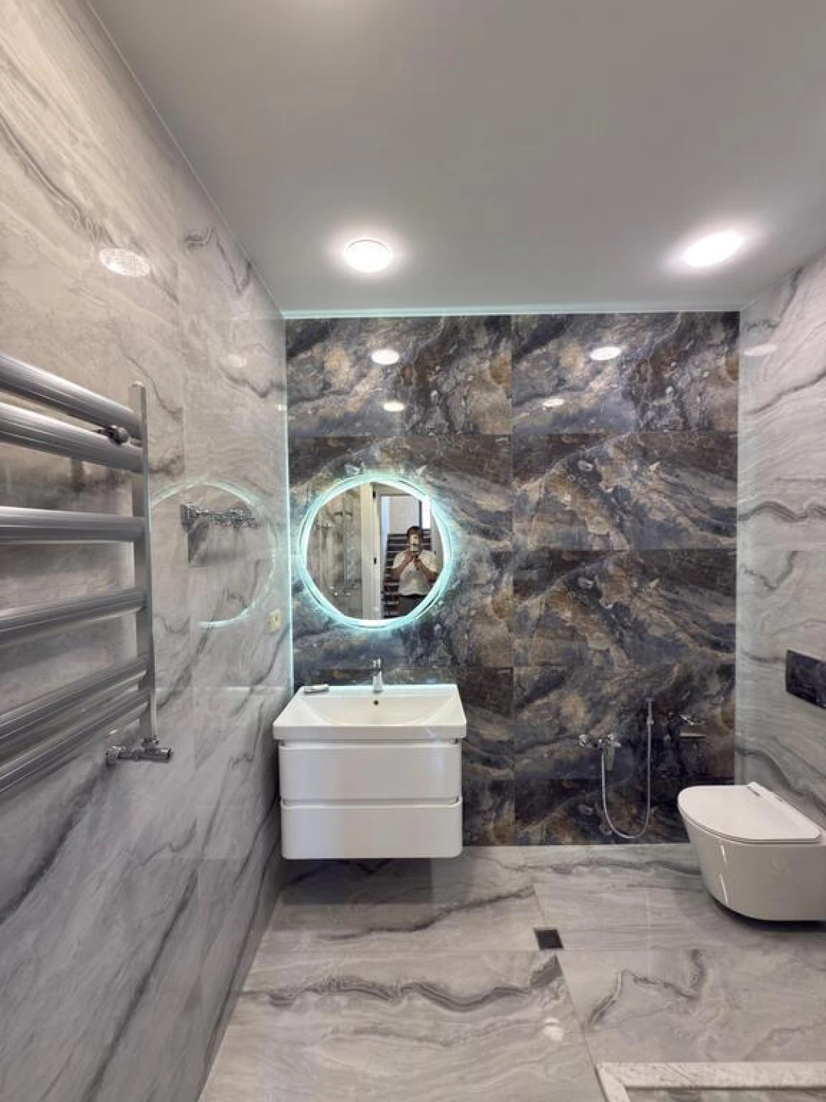 Satılır 4 otaqlı həyət evi 310 m²