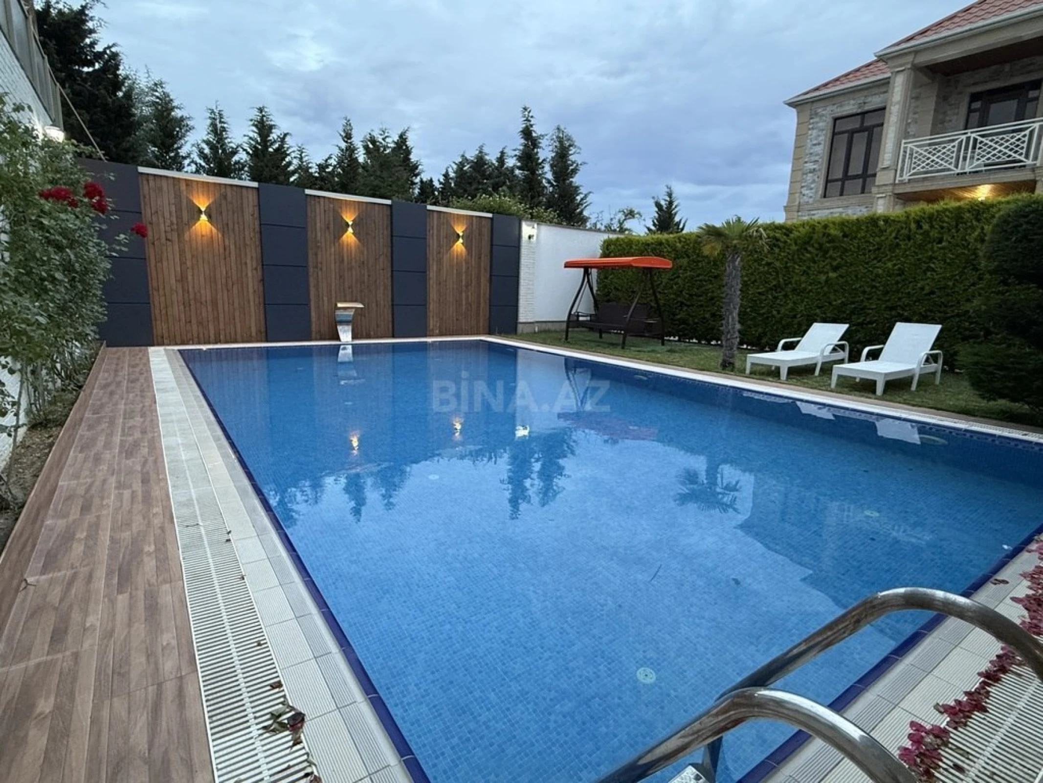 Kirayə verilir 5 otaqlı həyət evi 400 m²