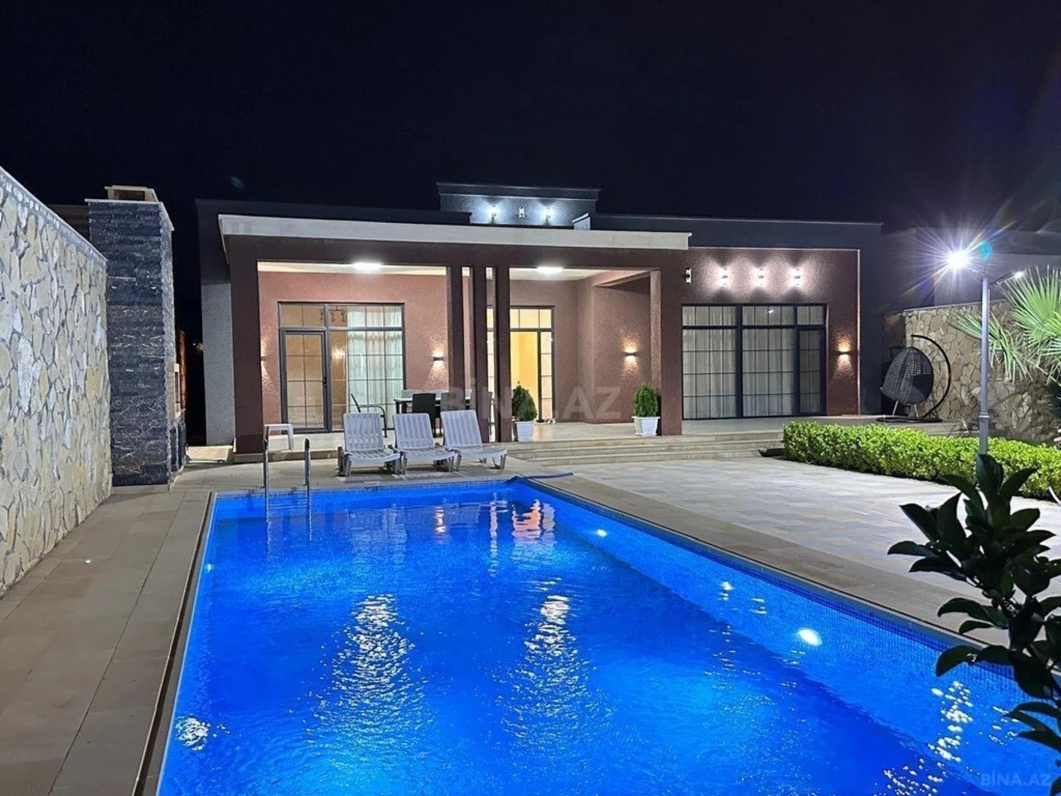 Kirayə verilir 5 otaqlı həyət evi 250 m²