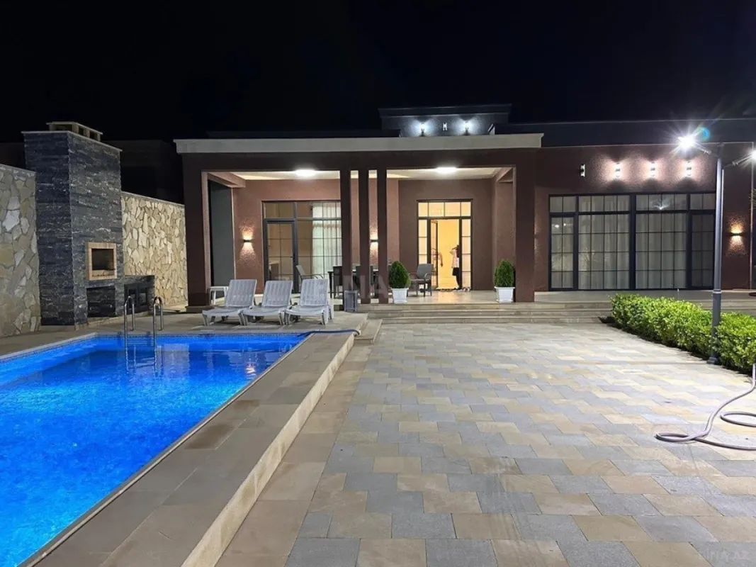 Kirayə verilir 5 otaqlı həyət evi 250 m²