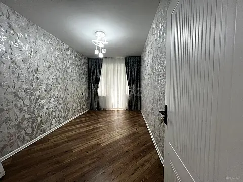 Satılır 4 otaqlı mənzil 156 m²