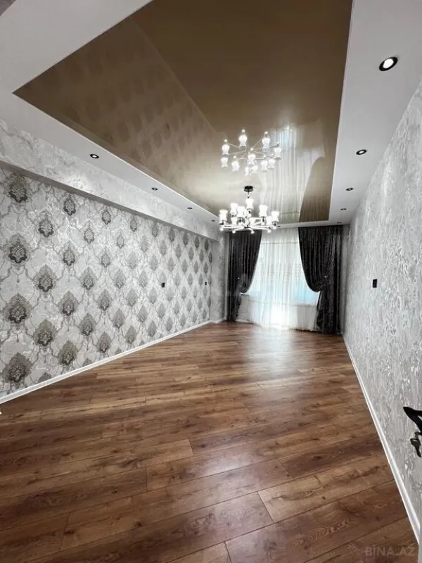 Satılır 4 otaqlı mənzil 156 m²