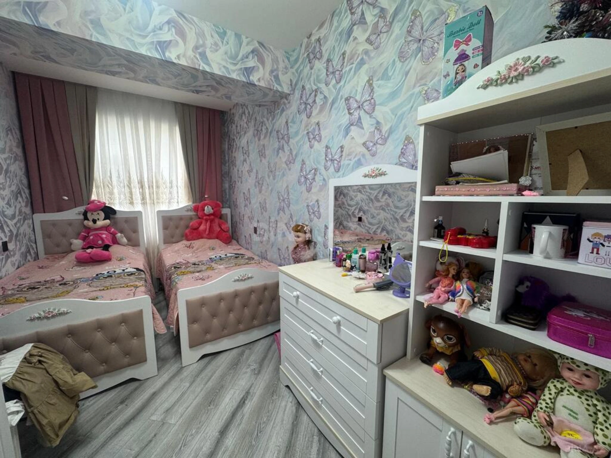 Satılır 4 otaqlı mənzil 128 m²