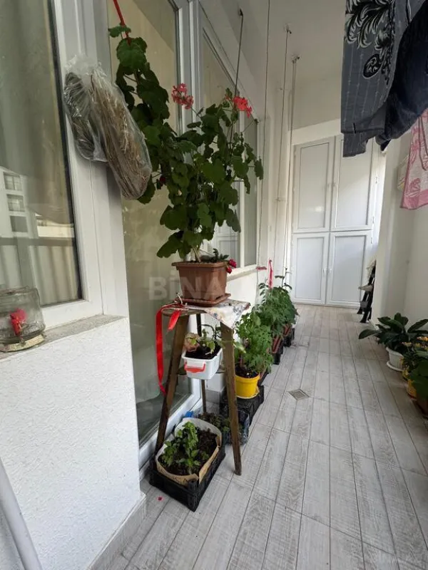 Satılır 4 otaqlı mənzil 128 m²