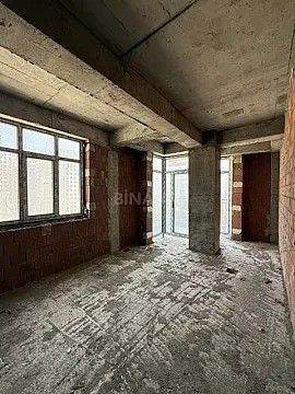 Satılır 4 otaqlı mənzil 181 m²