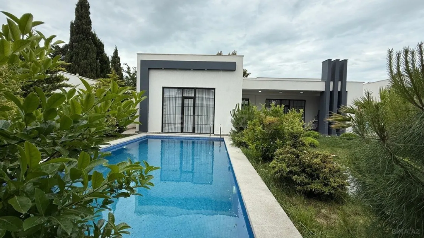 Kirayə verilir 4 otaqlı həyət evi 250 m²