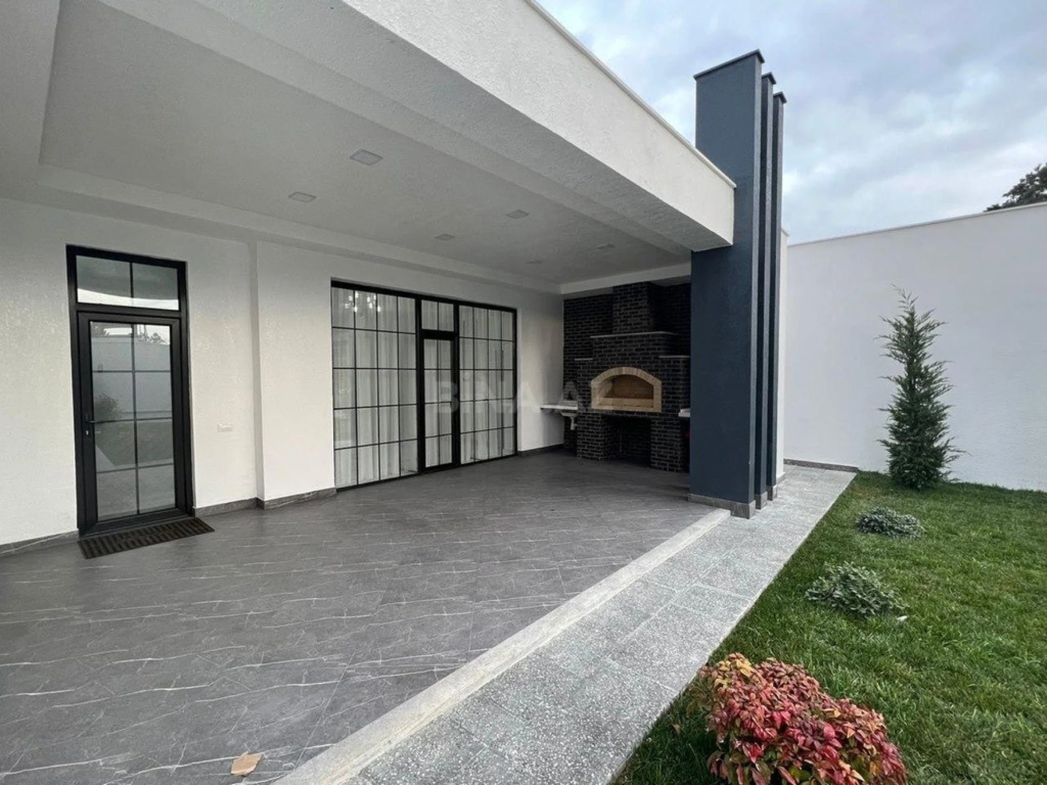 Kirayə verilir 3 otaqlı həyət evi 200 m²