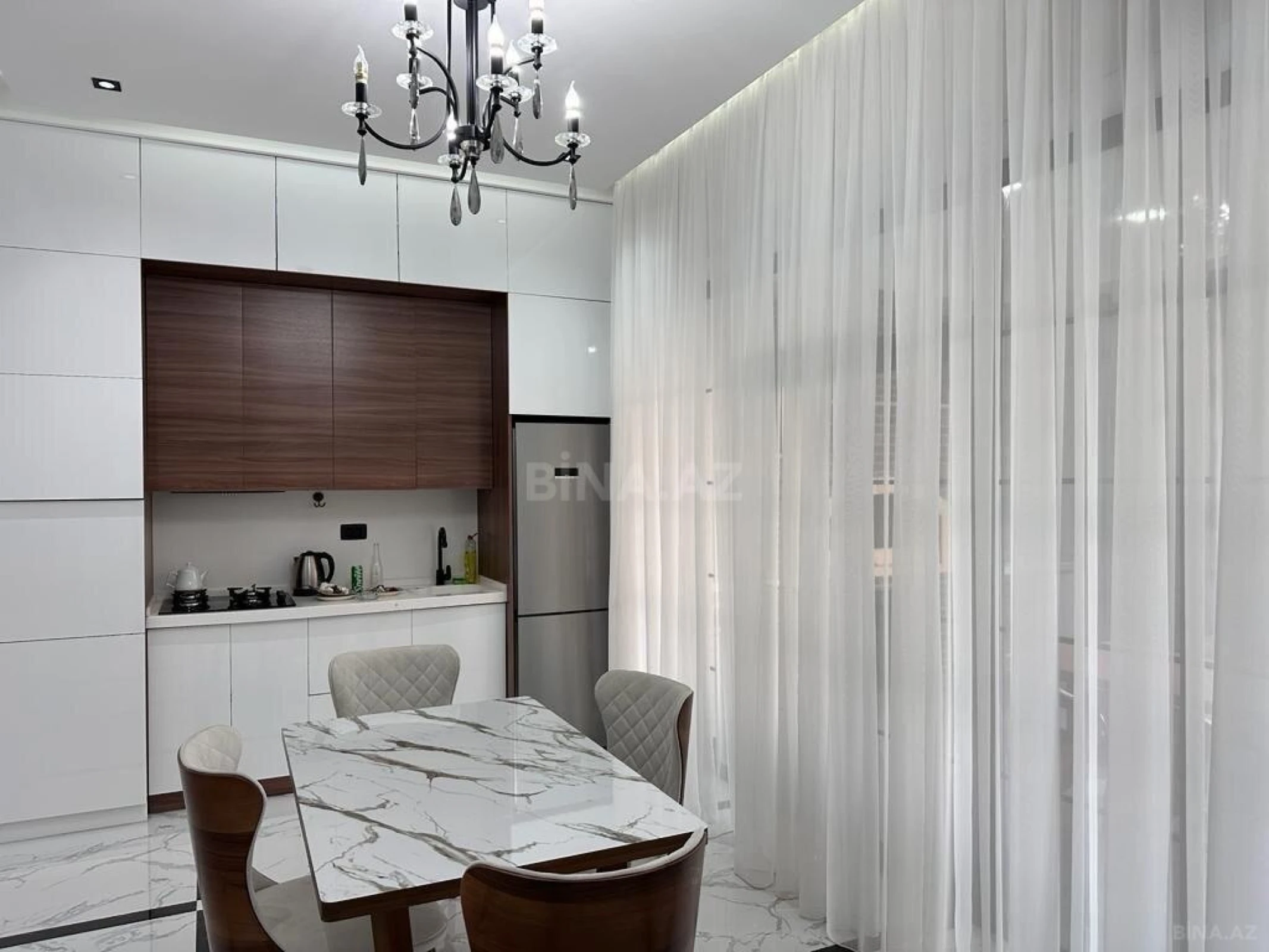 Kirayə verilir 3 otaqlı həyət evi 200 m²