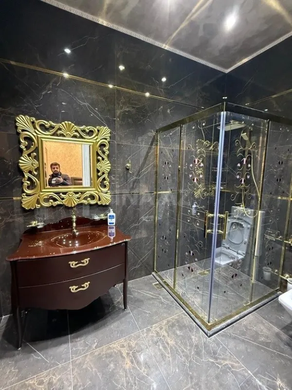 Kirayə verilir 6 otaqlı həyət evi 600 m²