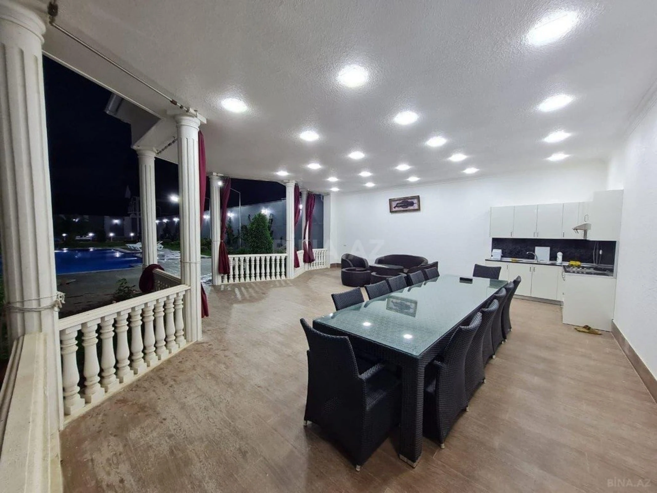 Kirayə verilir 6 otaqlı həyət evi 600 m²