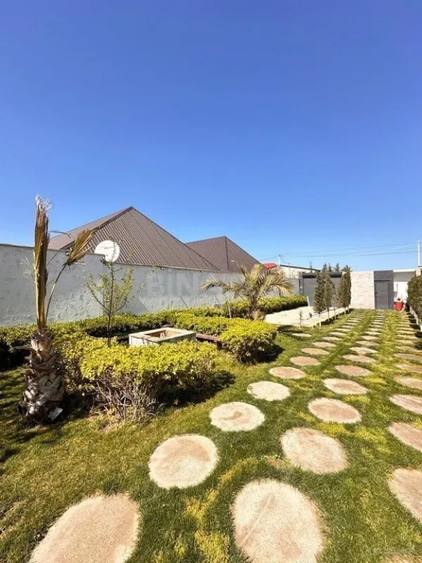 Kirayə verilir 4 otaqlı həyət evi 280 m²