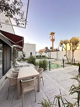 Kirayə verilir 4 otaqlı həyət evi 280 m²