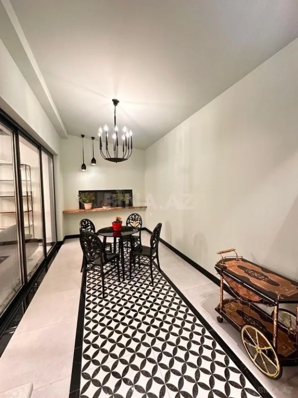 Kirayə verilir 4 otaqlı həyət evi 280 m²