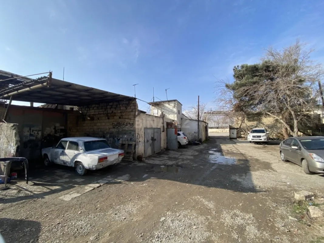 Kirayə verilir obyekt 2100 m²