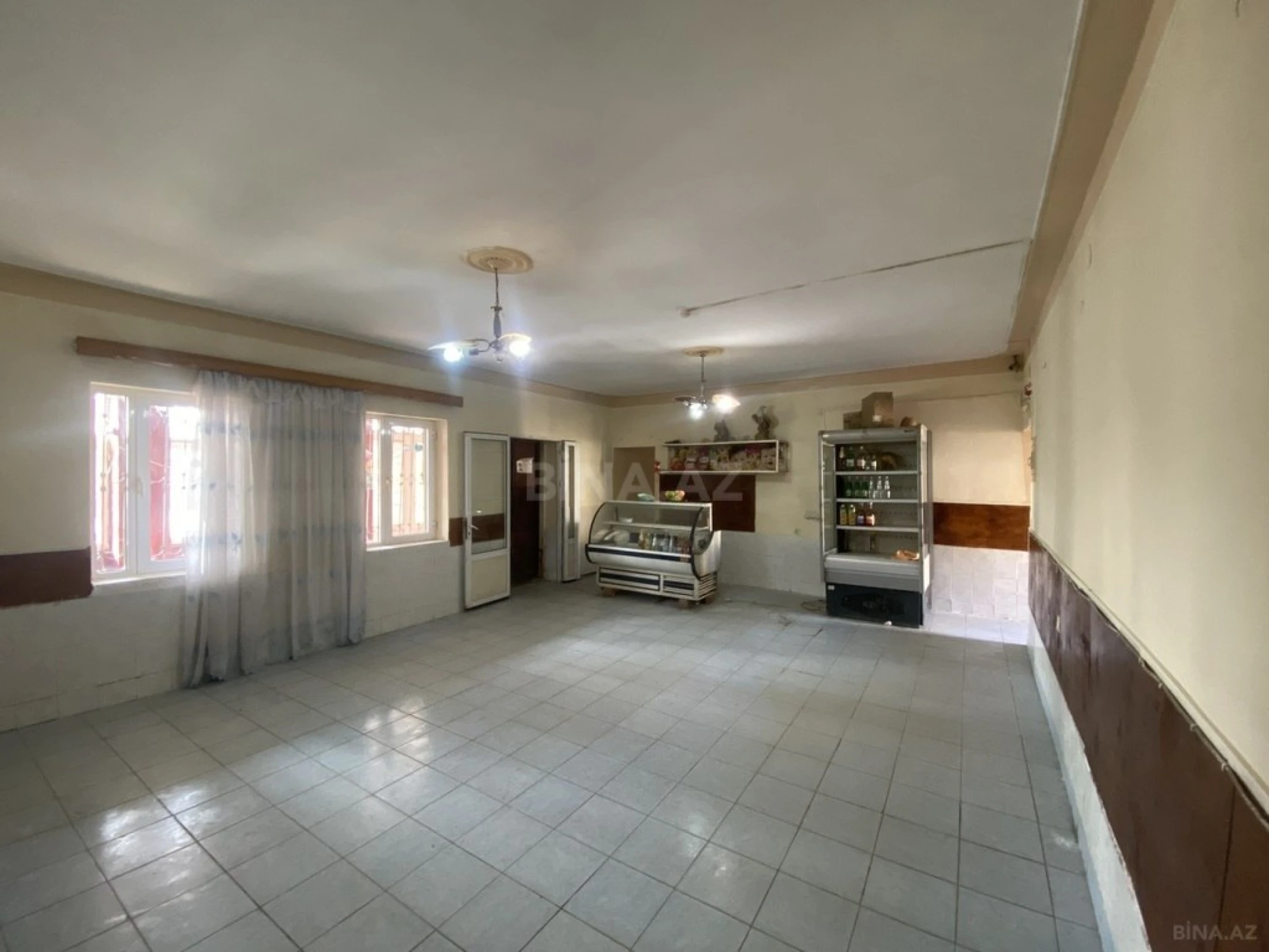 Kirayə verilir obyekt 2100 m²