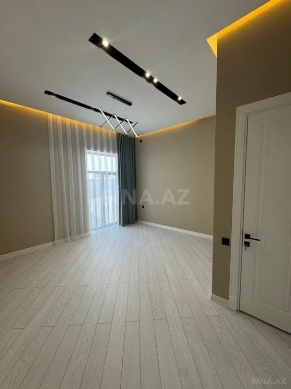 Satılır 4 otaqlı həyət evi 180 m²