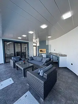 Satılır 4 otaqlı həyət evi 180 m²