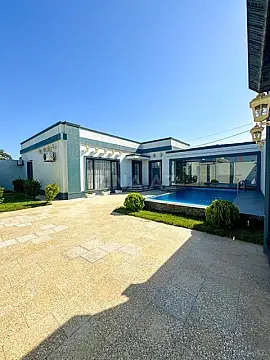 Satılır 4 otaqlı həyət evi 180 m²