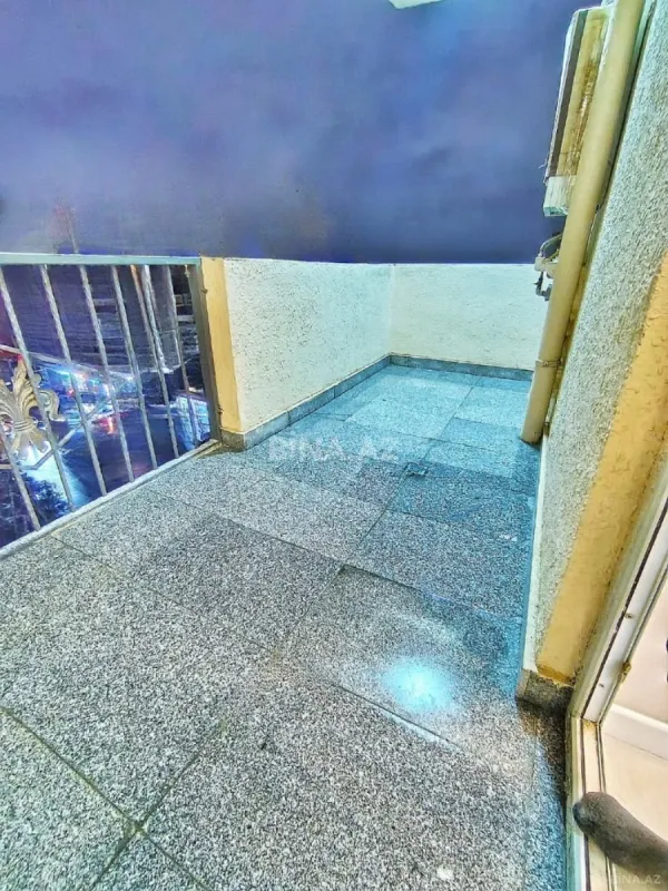 Satılır 3 otaqlı mənzil 92 m²