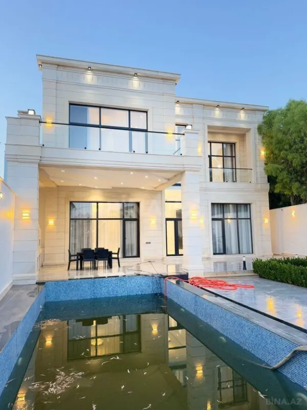Satılır 6 otaqlı həyət evi 300 m²