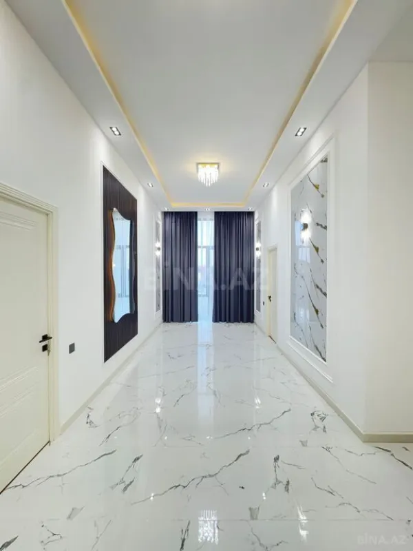 Satılır 6 otaqlı həyət evi 300 m²