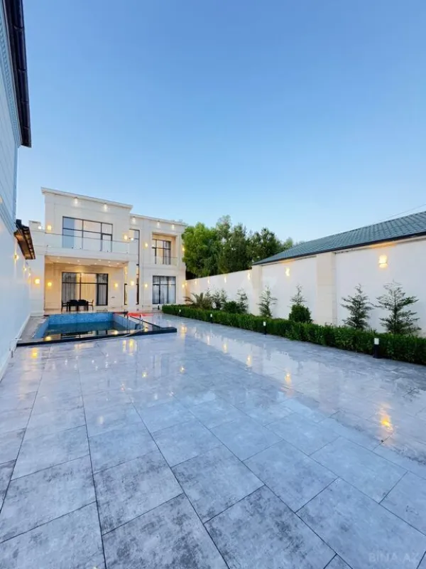 Satılır 6 otaqlı həyət evi 300 m²