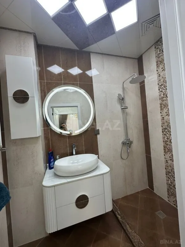 Satılır 3 otaqlı mənzil 93 m²