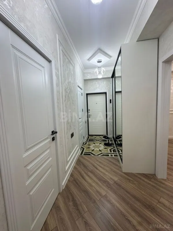 Satılır 3 otaqlı mənzil 93 m²