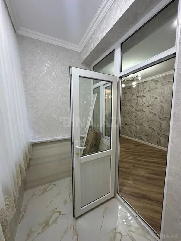 Satılır 3 otaqlı mənzil 93 m²