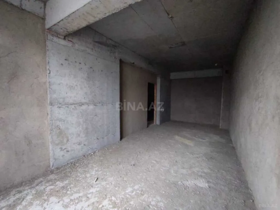 Satılır 2 otaqlı mənzil 76 m²