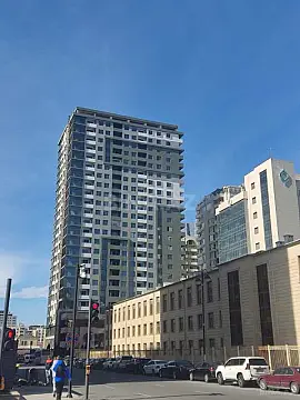 Satılır 2 otaqlı mənzil 76 m²