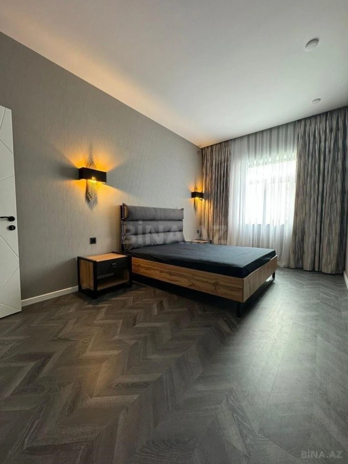 Kirayə verilir 5 otaqlı həyət evi 300 m²