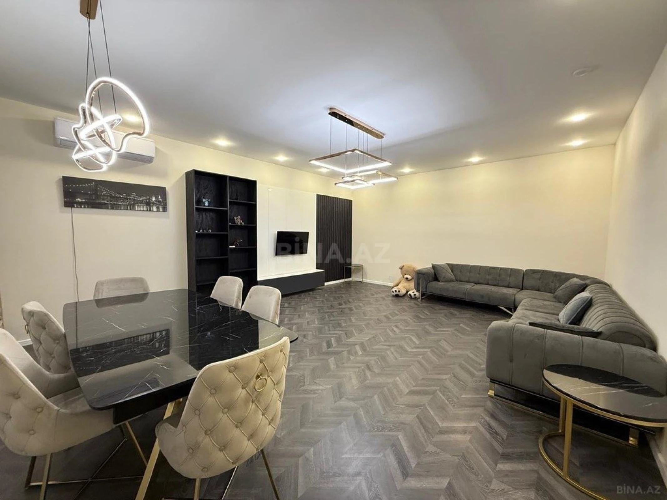 Kirayə verilir 5 otaqlı həyət evi 300 m²