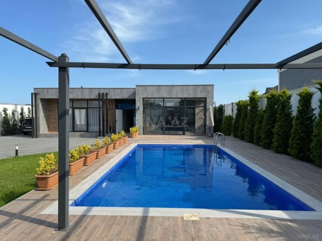 Kirayə verilir 5 otaqlı həyət evi 300 m²