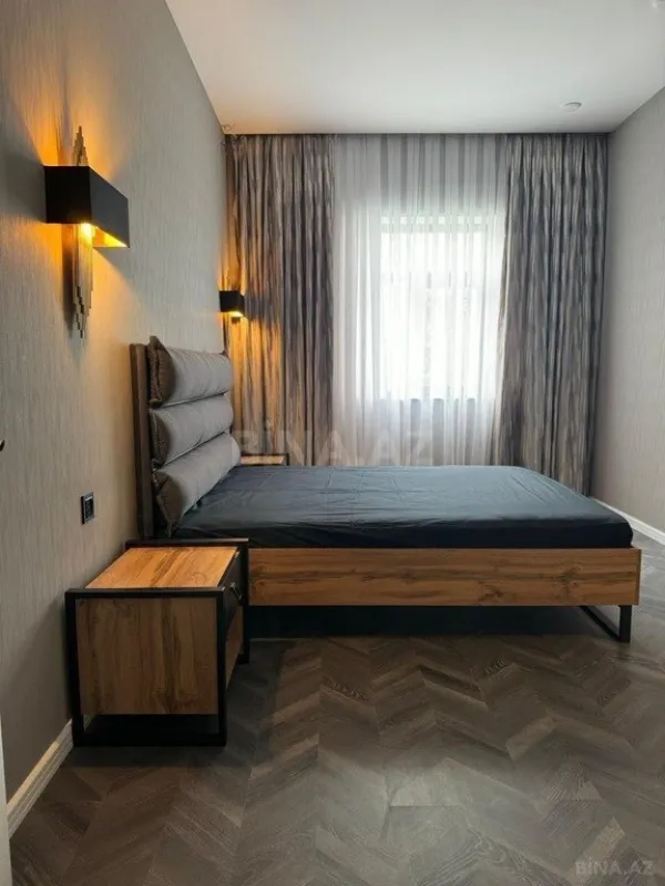 Kirayə verilir 5 otaqlı həyət evi 300 m²