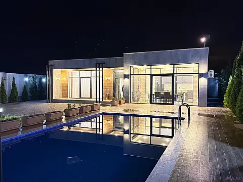 Kirayə verilir 5 otaqlı həyət evi 300 m²