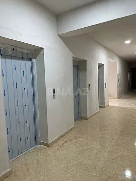 Satılır 2 otaqlı mənzil 106 m²