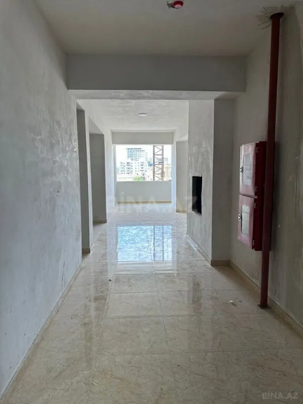 Satılır 2 otaqlı mənzil 106 m²