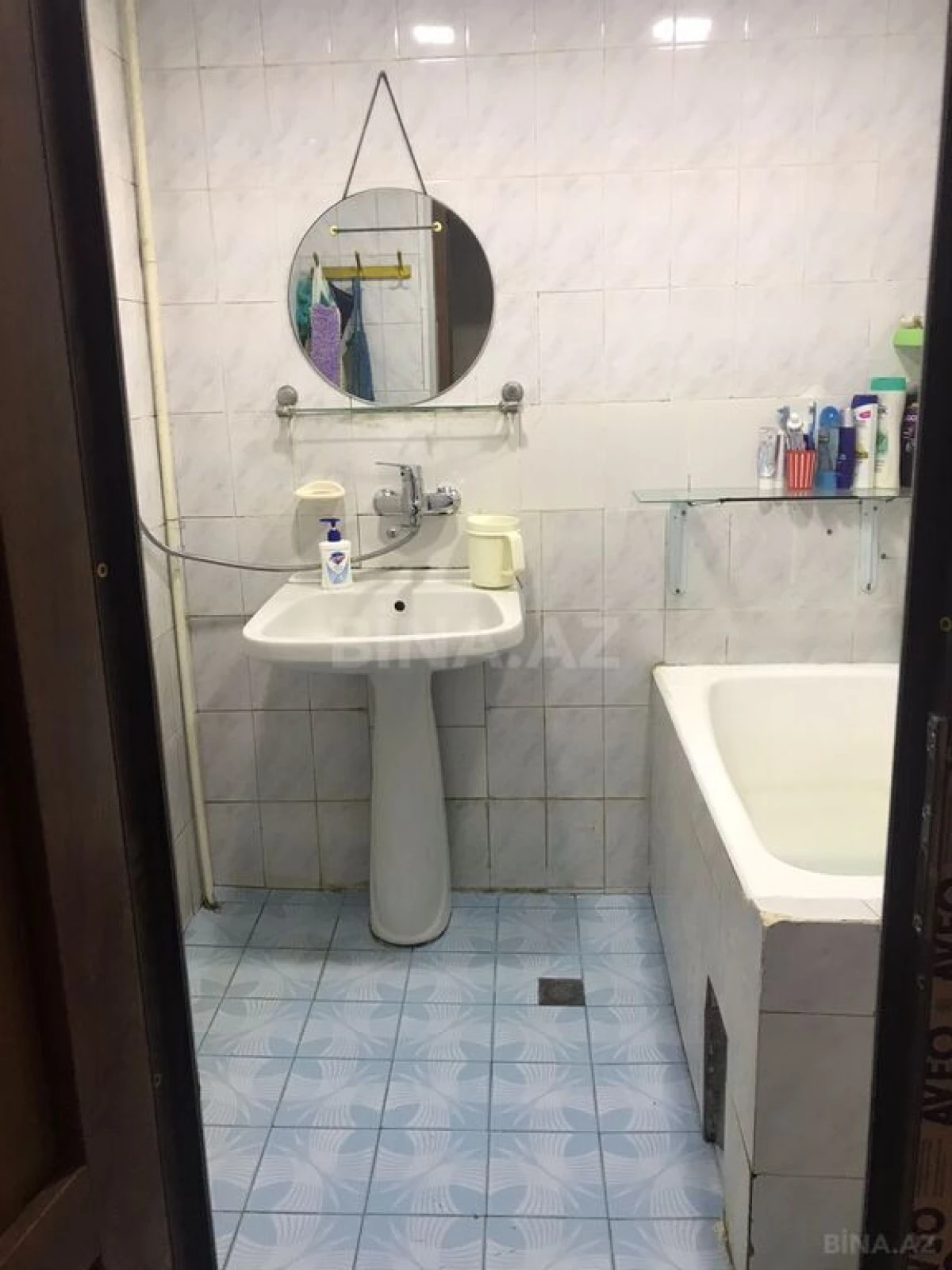 Satılır 5 otaqlı mənzil 110 m²